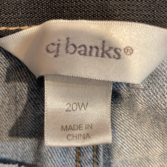 CJBanks denim capris, size 20W - Picture 2 of 5